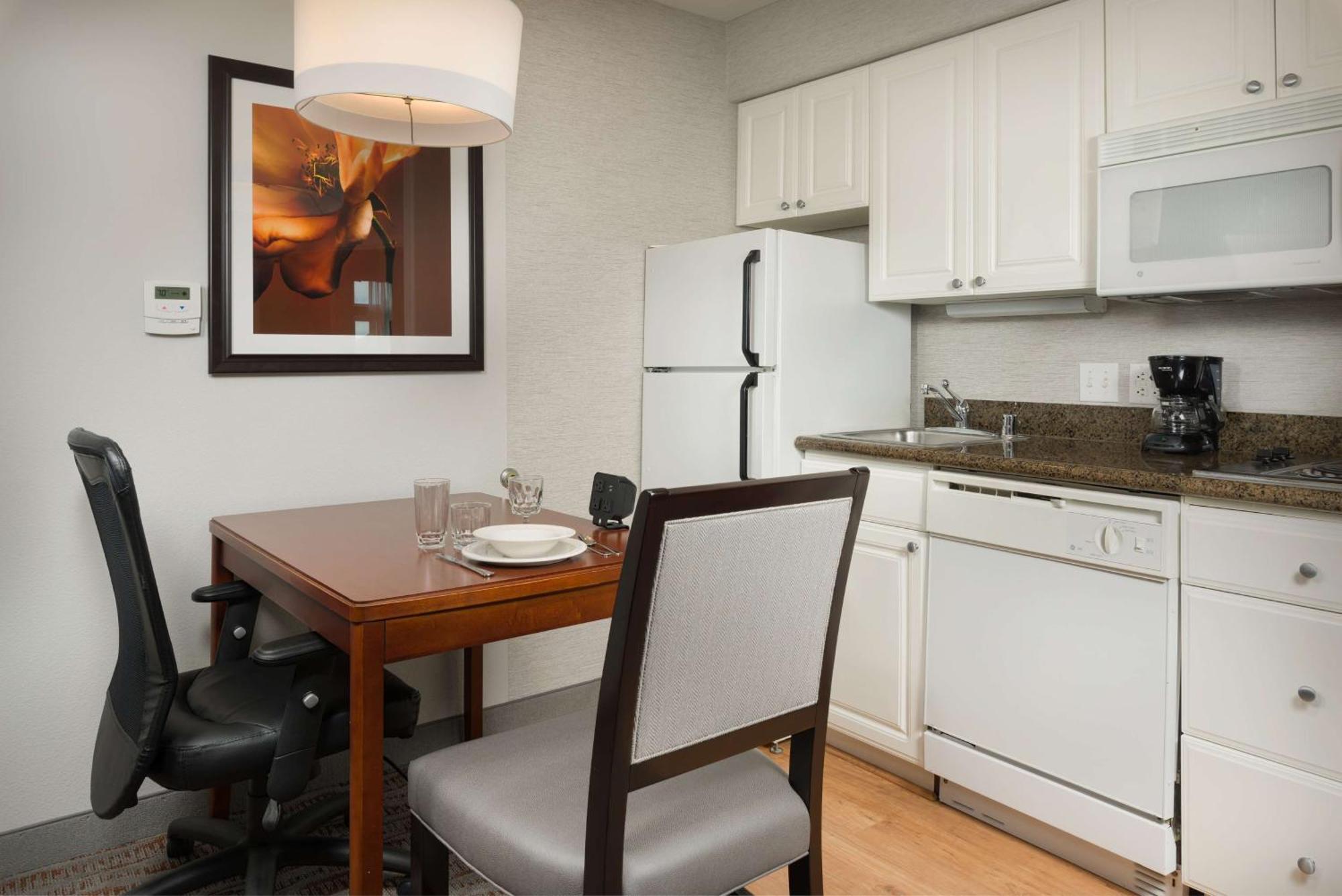 Homewood Suites By Hilton Vancouver / Portland Exterior photo